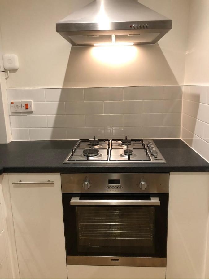 Parkside Penthouse Apartamento Yeovil Exterior foto