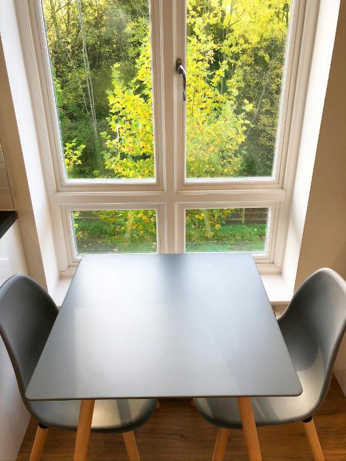 Parkside Penthouse Apartamento Yeovil Exterior foto